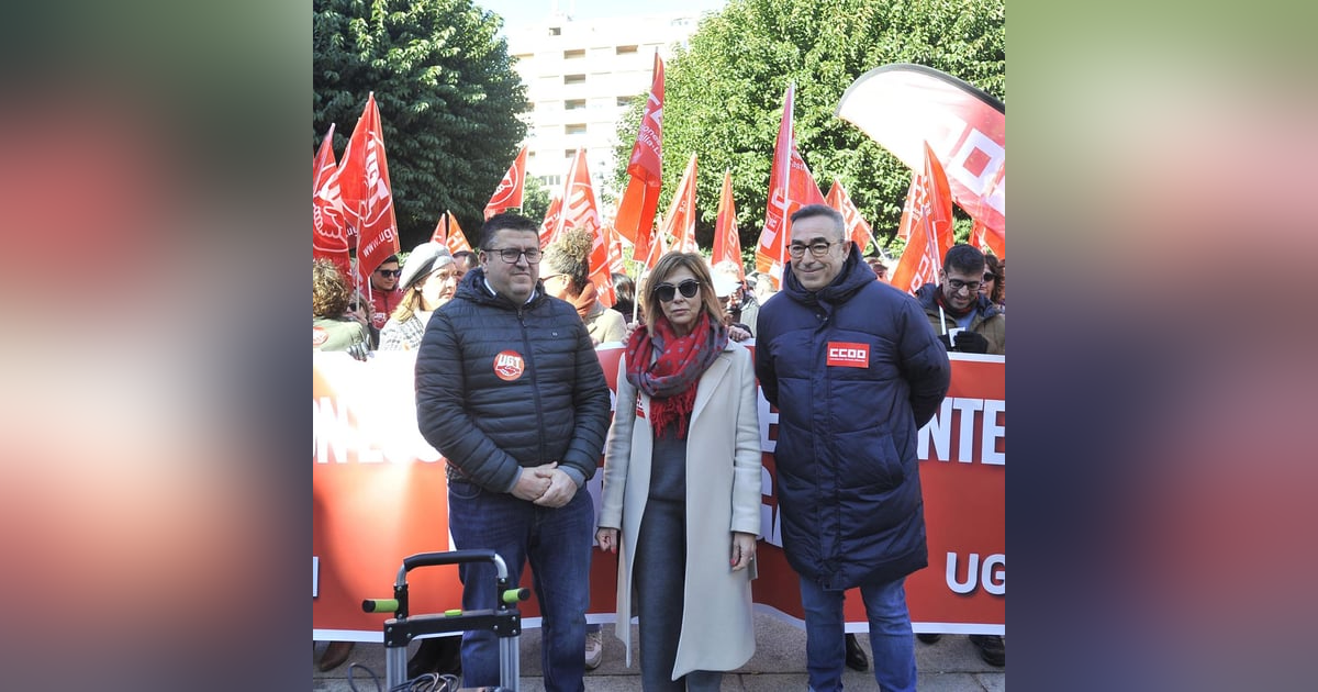 La República de los Tonnntos: Sánchez "compra" las protestas de los sindicatos contra la oposición La República de los Tonnntos: Sánchez "compra" las protestas de los sindicatos contra la oposición